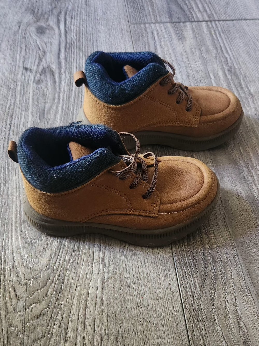 OshKosh B'gosh Tan and Navy Lace-Up Kids Boots